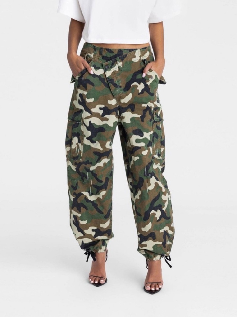 KBB by KAHLANA Women's Mid-Rise Straight Leg The Cargo Jogger Dark Camo